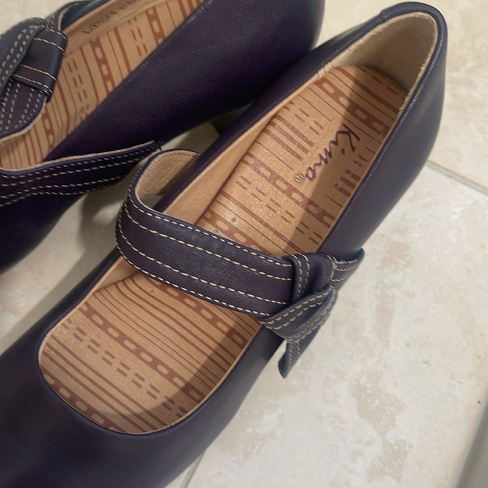 Kima Women's Mary Jane Leather Shoes, Plum Sz 6-5 View 2